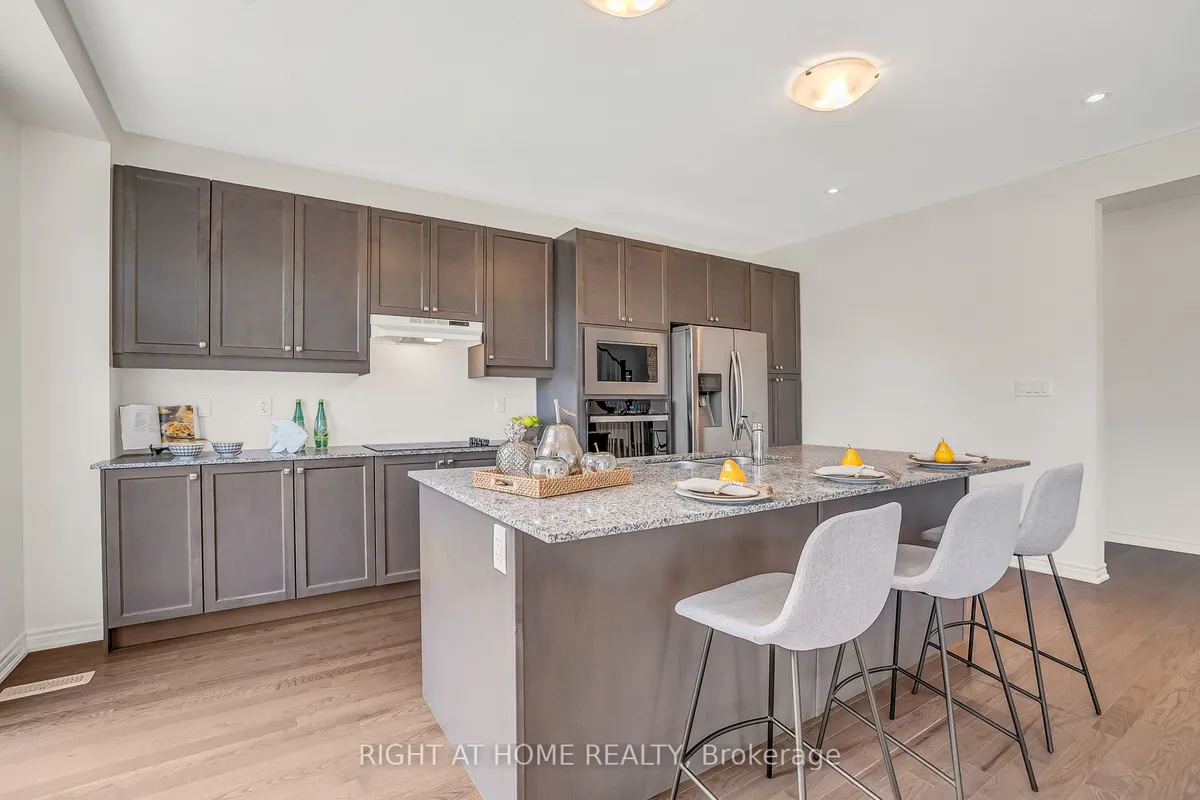 2091 Hallandale Street, ON L1L 0T9