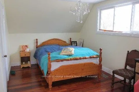 34 Fairwood Crescent, ON M1E 3T3