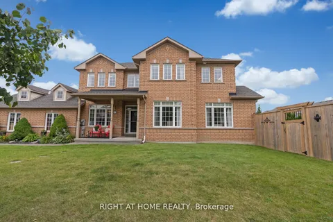 23 Don Morris Court, ON L1C 5P7