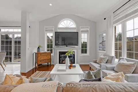 23 Don Morris Court, ON L1C 5P7