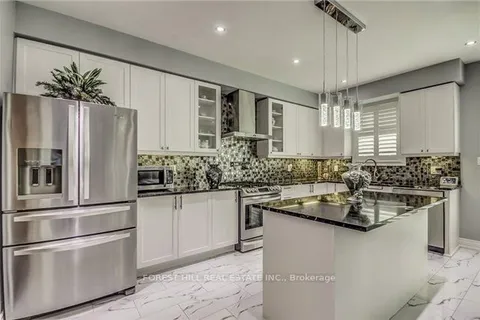 7 Grogan Street, ON L1Z 0P6