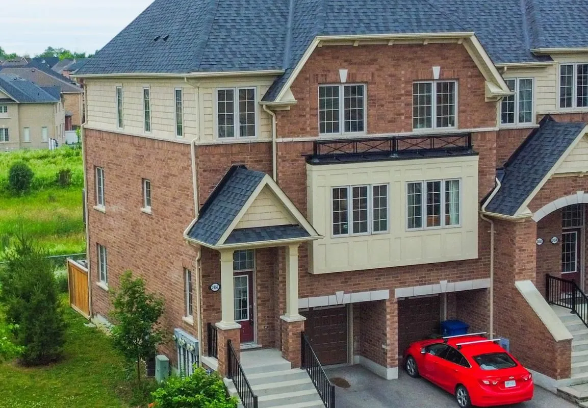 2450 Bromus Path, ON L1L 0K6