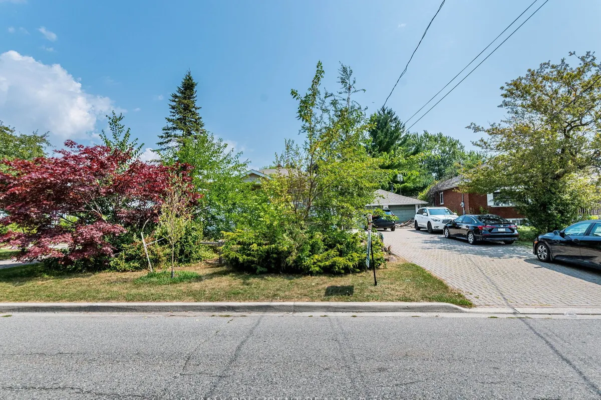 135 Kitchener Road, ON M1E 2Y2