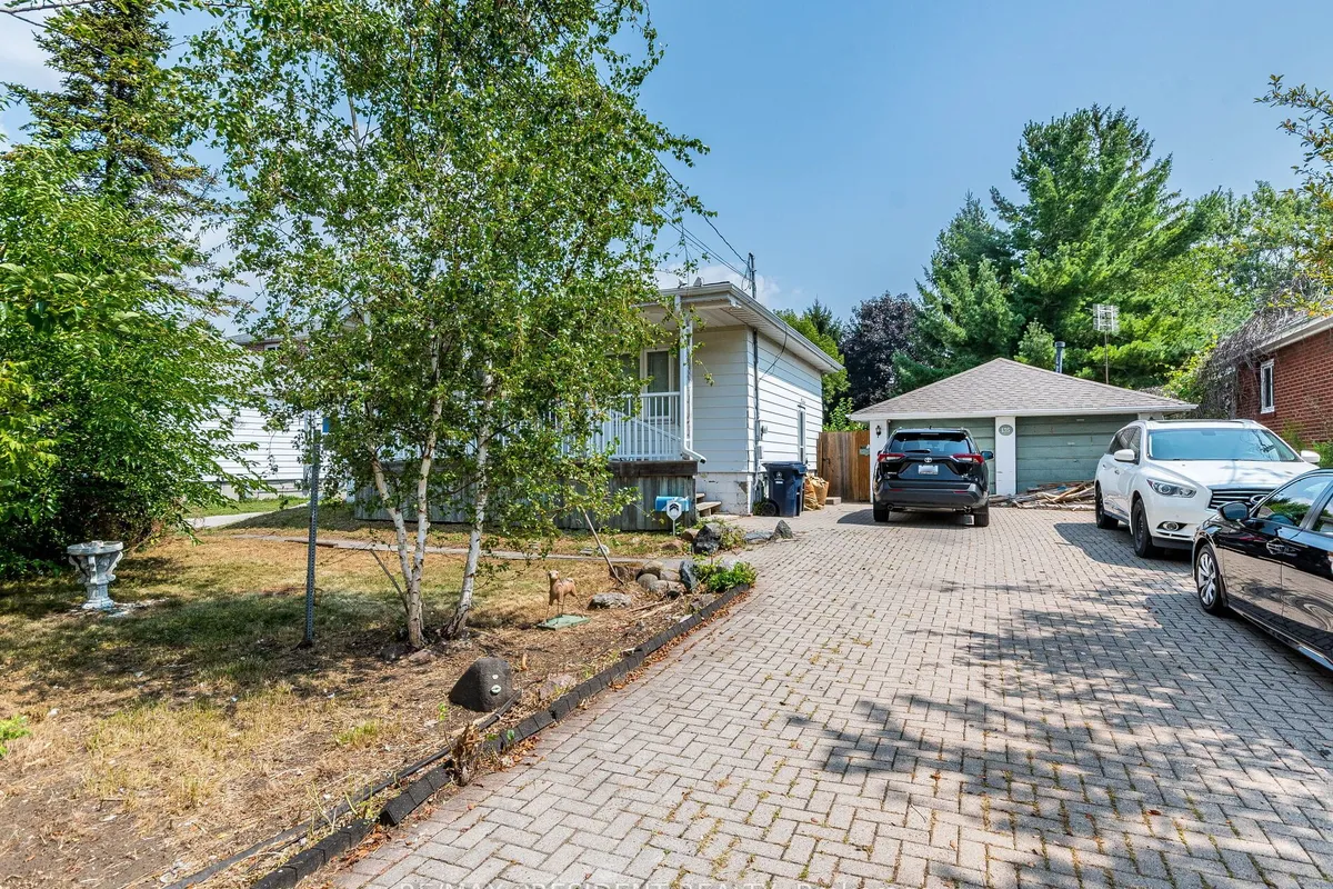 135 Kitchener Road, ON M1E 2Y2