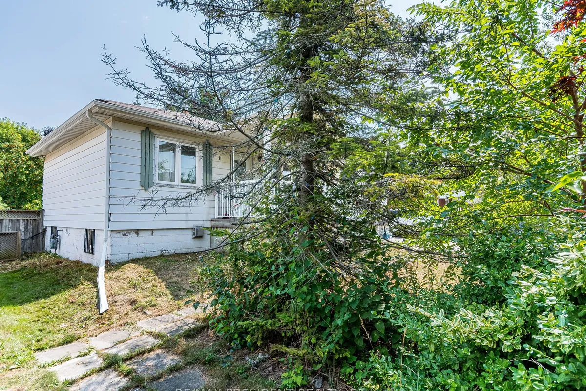 135 Kitchener Road, ON M1E 2Y2