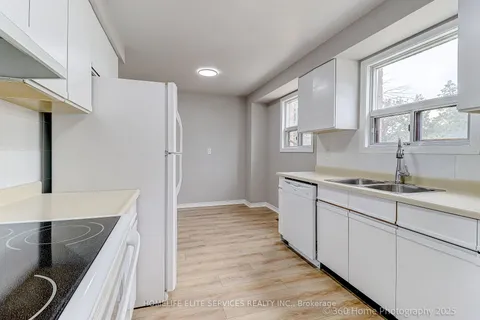 1938 Glengrove Road, ON L1V 1X2