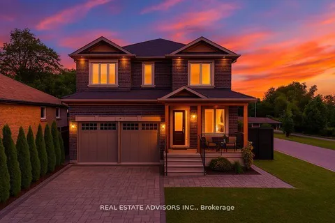 69 Fenwood Heights, ON M1M 2W1