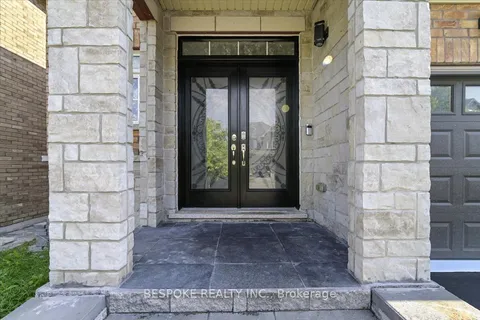 125 Lyle Drive, ON L1C 0V7