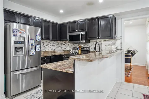 3 Branstone Drive, ON L1R 3B6