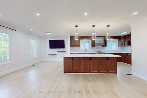 1882 Shadybrook Drive, ON L1V 3A8