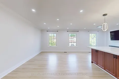 1882 Shadybrook Drive, ON L1V 3A8