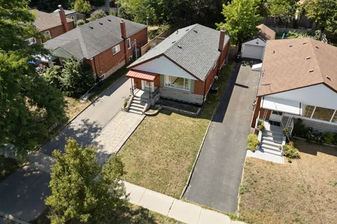 88 Canlish Road, ON M1P 1S9