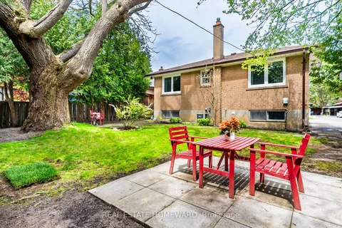 20 Woodgarden Crescent, ON M1E 3K2
