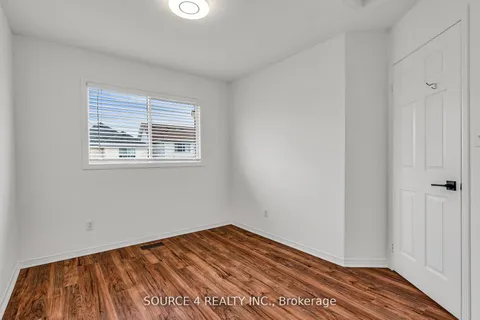 1030 Timberland Crescent, ON L1K 2L9