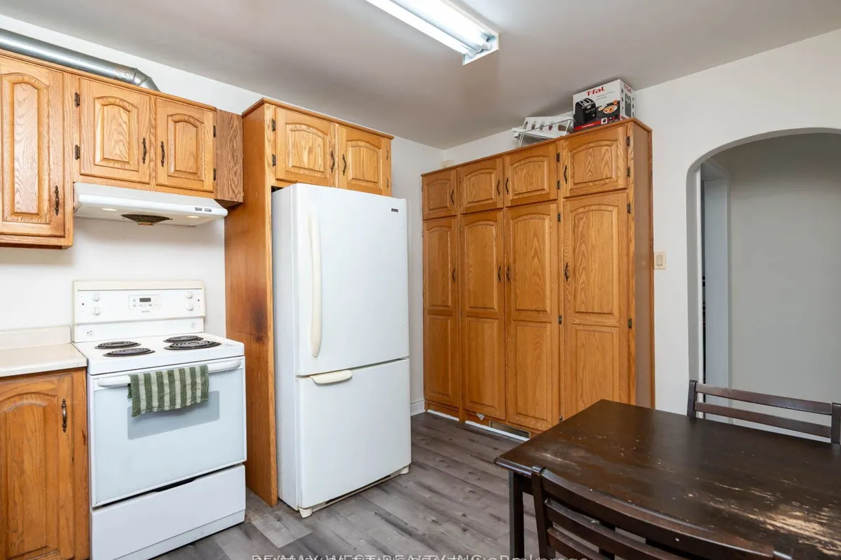 94 Taunton Road, ON L1G 3T2