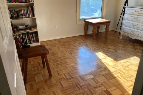 141 Ravenscroft Road, ON L1T 1Y2