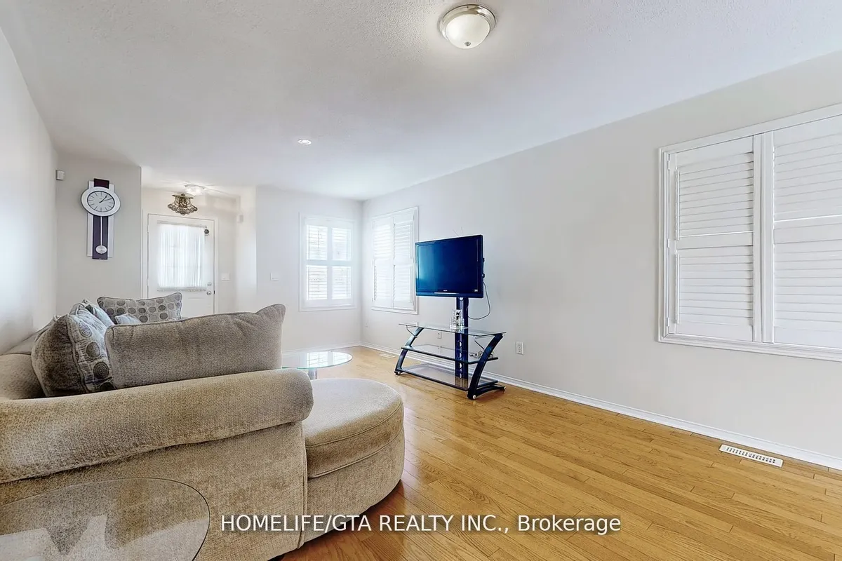 634 Staines Road, ON M1X 2A7