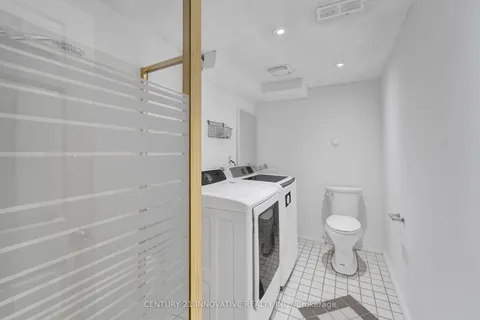 10 Blake Court, ON L1T 3P3