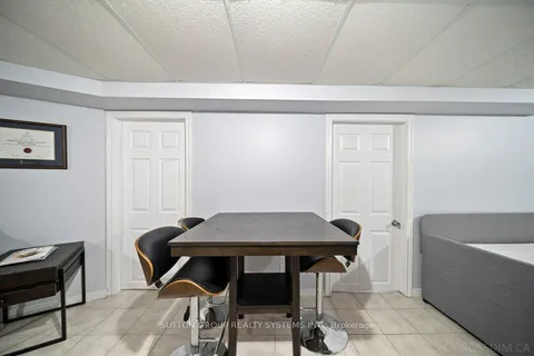 1114 Cedarcroft Crescent, ON L1X 1R5