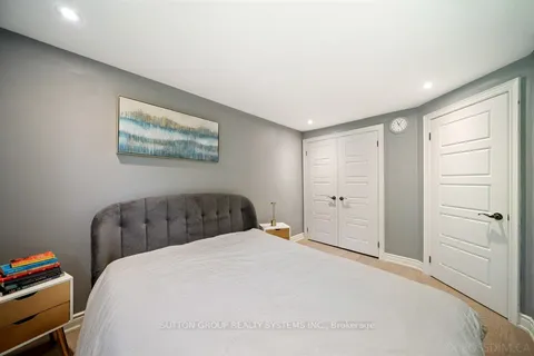 1114 Cedarcroft Crescent, ON L1X 1R5