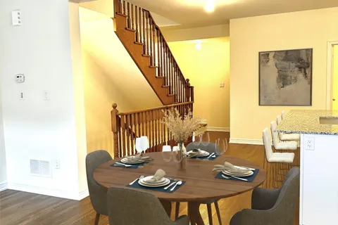 512 Littlewood Lane, ON L1S 0H1