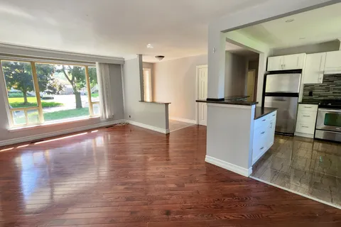 332 Viewmount Street, ON L1H 7C3