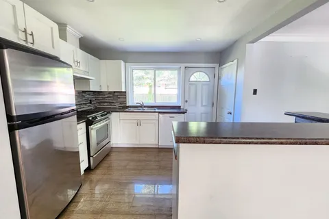 332 Viewmount Street, ON L1H 7C3