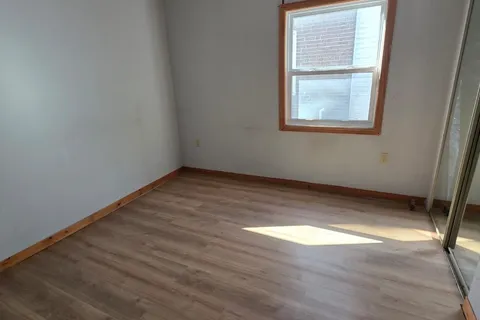 160 King Edward Avenue, ON M4C 5J8