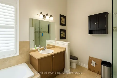 42 Shepstone Drive, ON L1Z 0A5