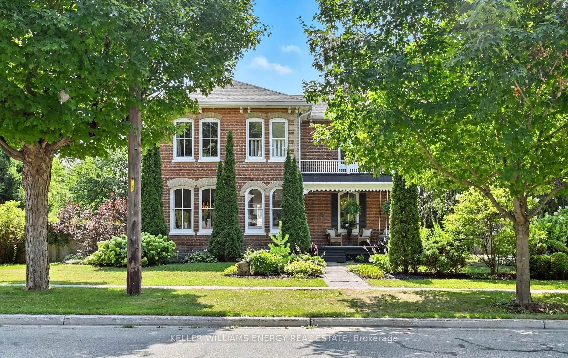 27 Columbus Road, ON L1H 0G3