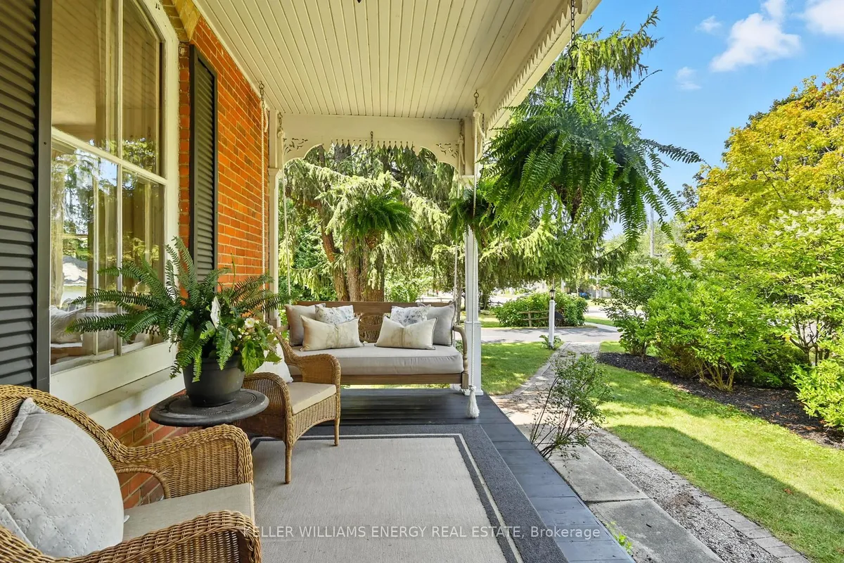 27 Columbus Road, ON L1H 0G3