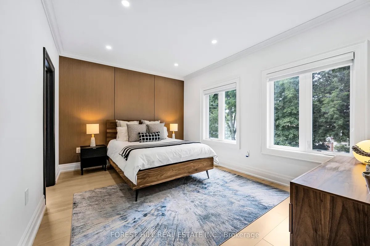 18 Ivorwood Crescent, ON M1R 2X4