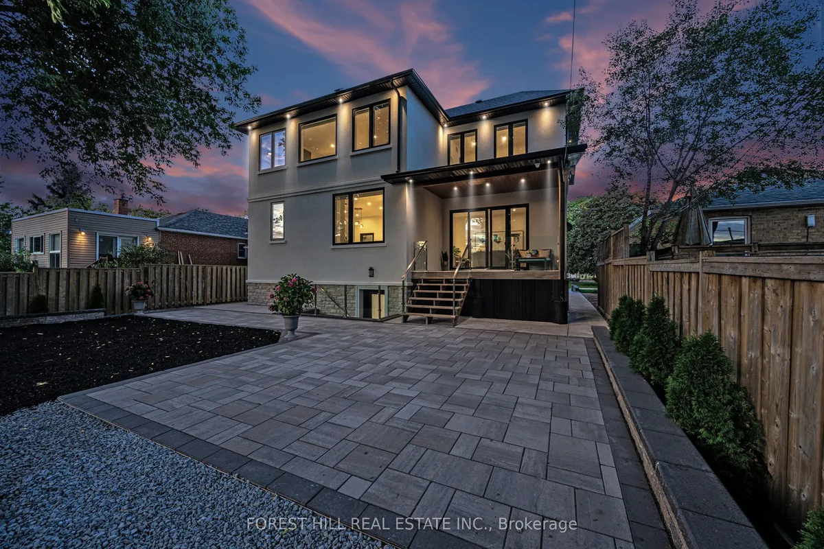 18 Ivorwood Crescent, ON M1R 2X4