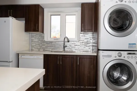 844A Danforth Road, ON M1K 1H5