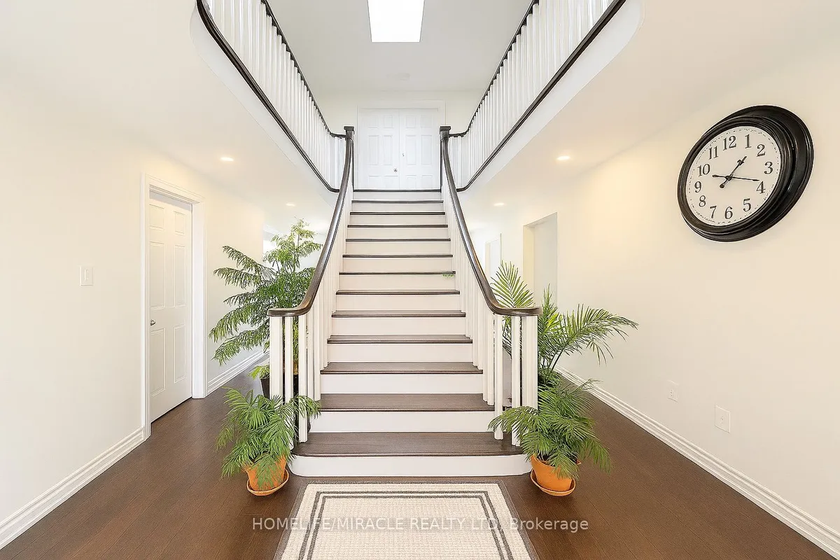 922 Snowbird Street, ON L1J 8J8