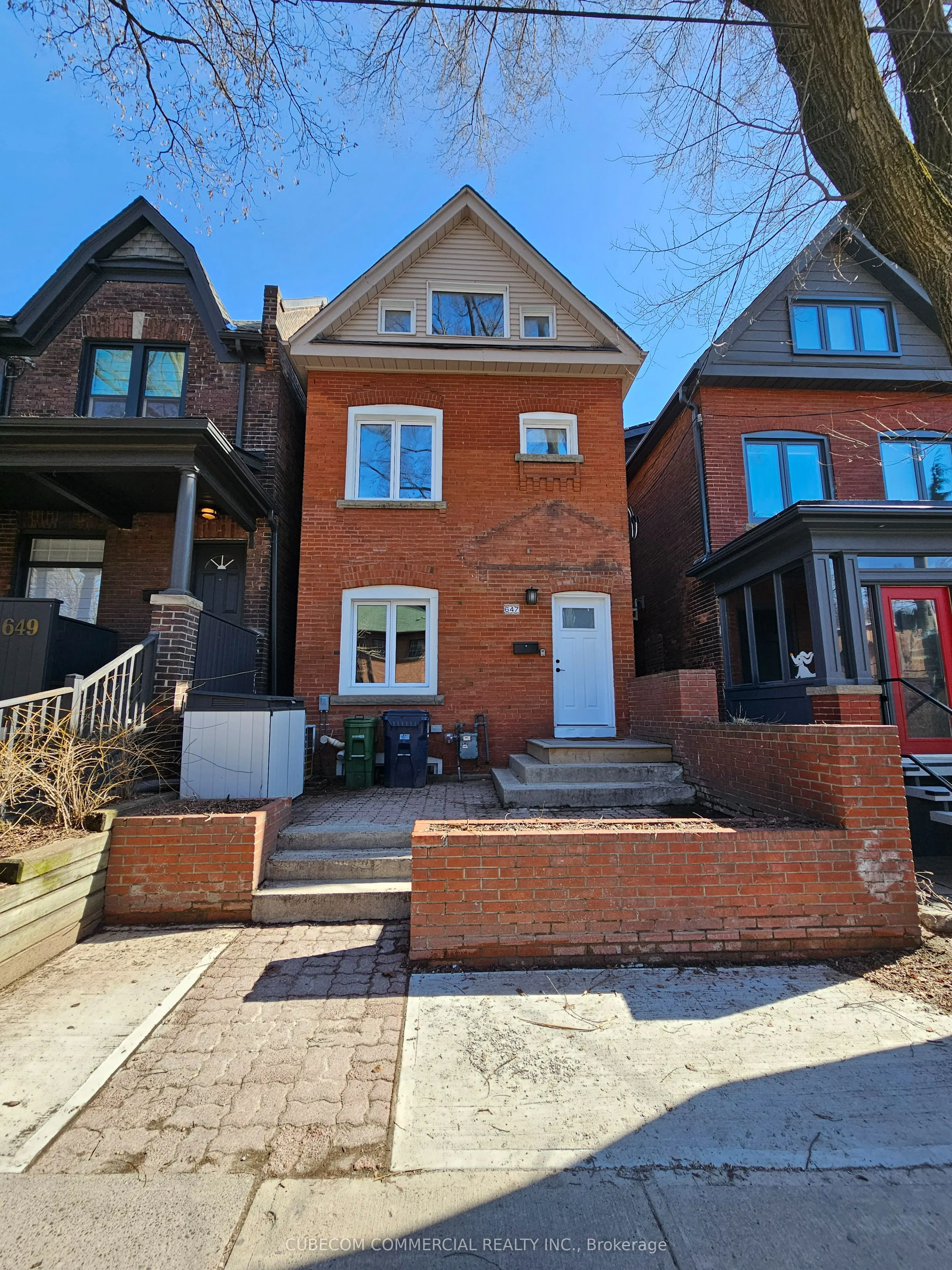 647 Logan Avenue, ON M4K 3C4