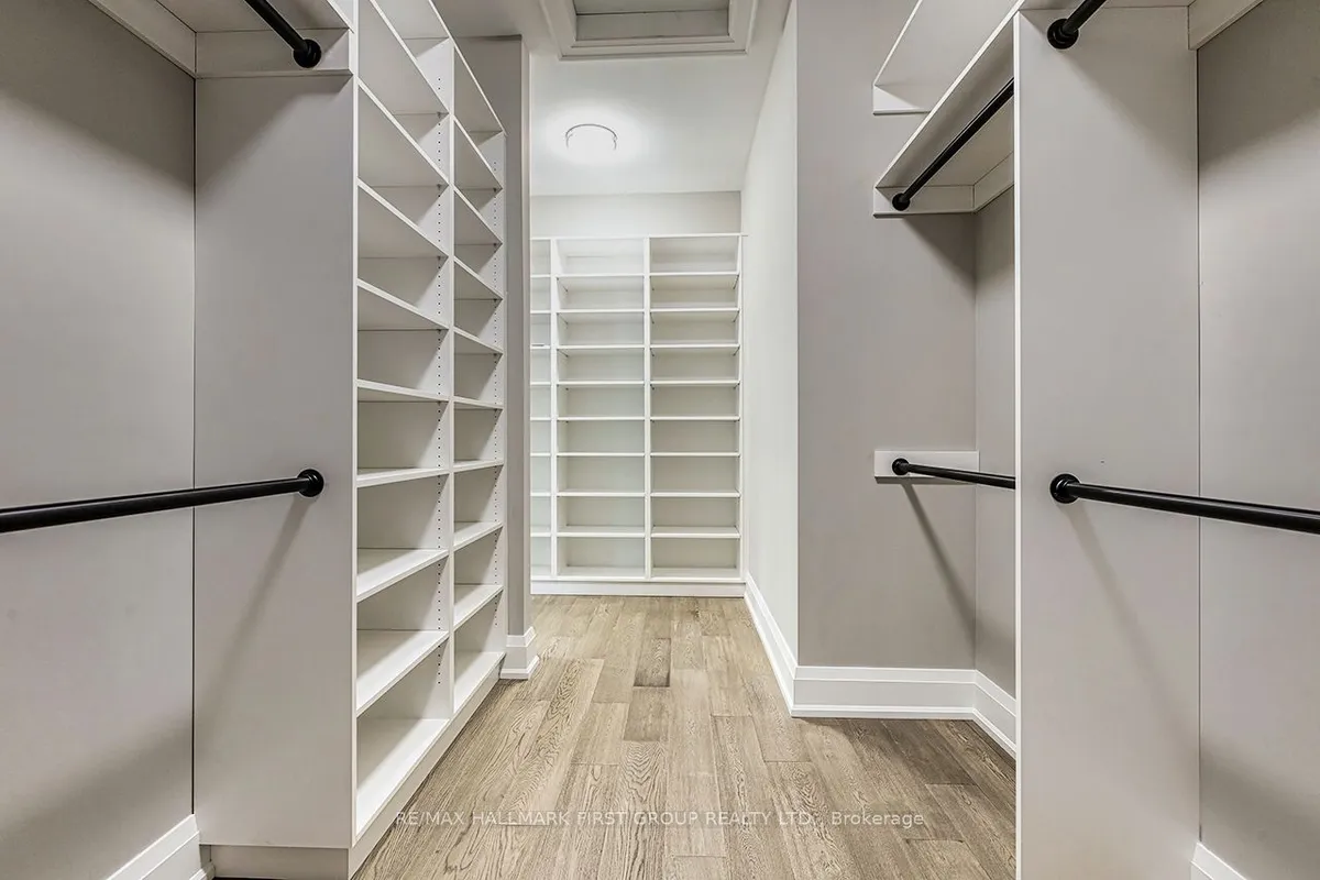 10 Philips Road, ON L1M 1G7