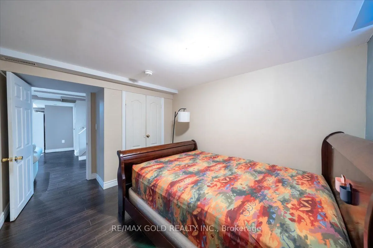 113 Rollo Drive, ON L1S 7C1