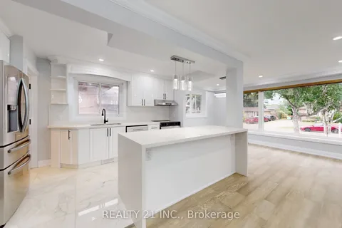 7 Stoney Creek Drive, ON M1E 3L2