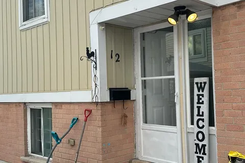 12 Bushwood Court, ON M1B 2T1