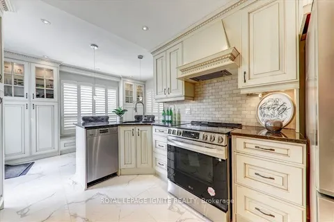 26 Halfmoon Square, ON M1C 3V3