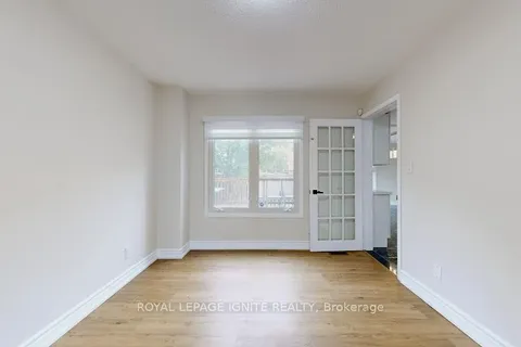 18 Littleborough Court, ON M1C 4S5