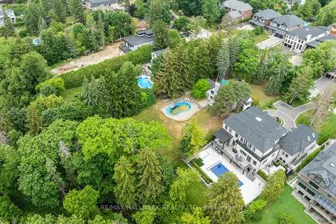 1382 Rougemount Drive, ON L1V 1N1
