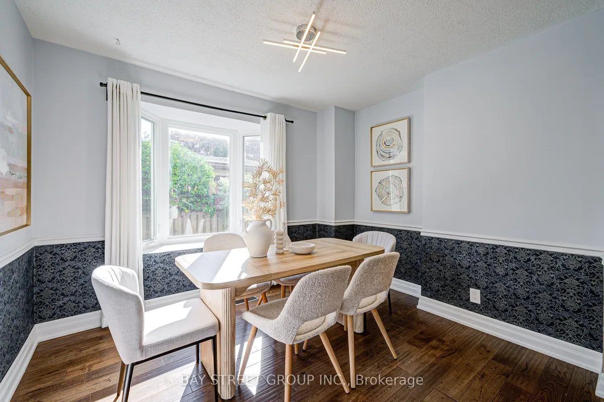 8 Shediac Road, ON M1K 4Z7