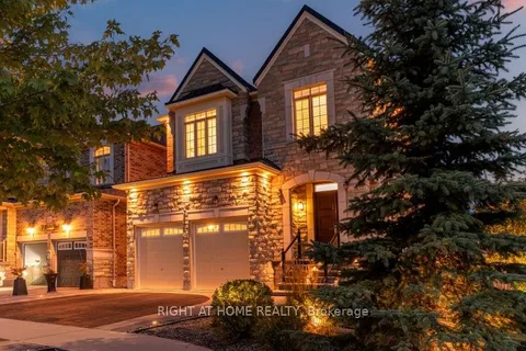 12 Labriola Court, ON L1R 0N1