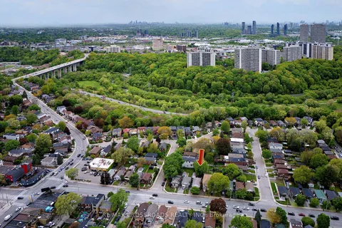 334 O'Connor Drive, ON M4J 2V3