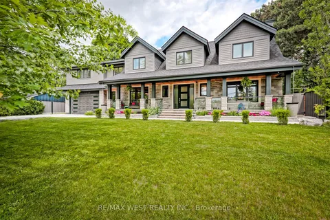 18 Windy Ridge Drive, ON M1M 1H5