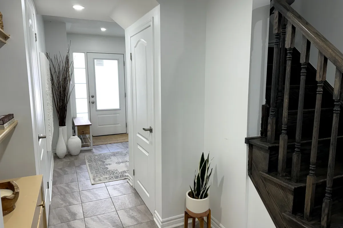 72 Ayers Crescent, ON M1L 0C4