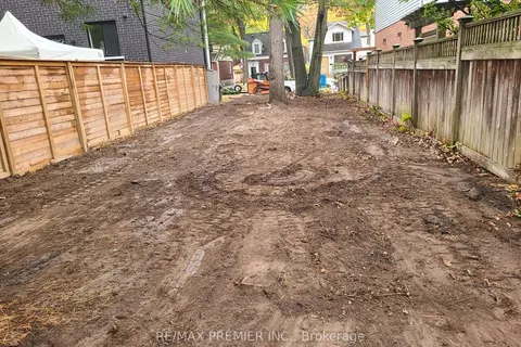 149 Audrey Avenue, ON M1N 2X9