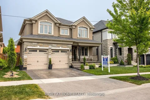 25 CHARTERHOUSE Drive, ON L1R 3R8